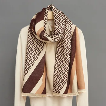 Нов европейски имитационный вълнен шал, женски есенно-зимния топло дебели кафяви жаккардовый двустранен климатик, шал 1